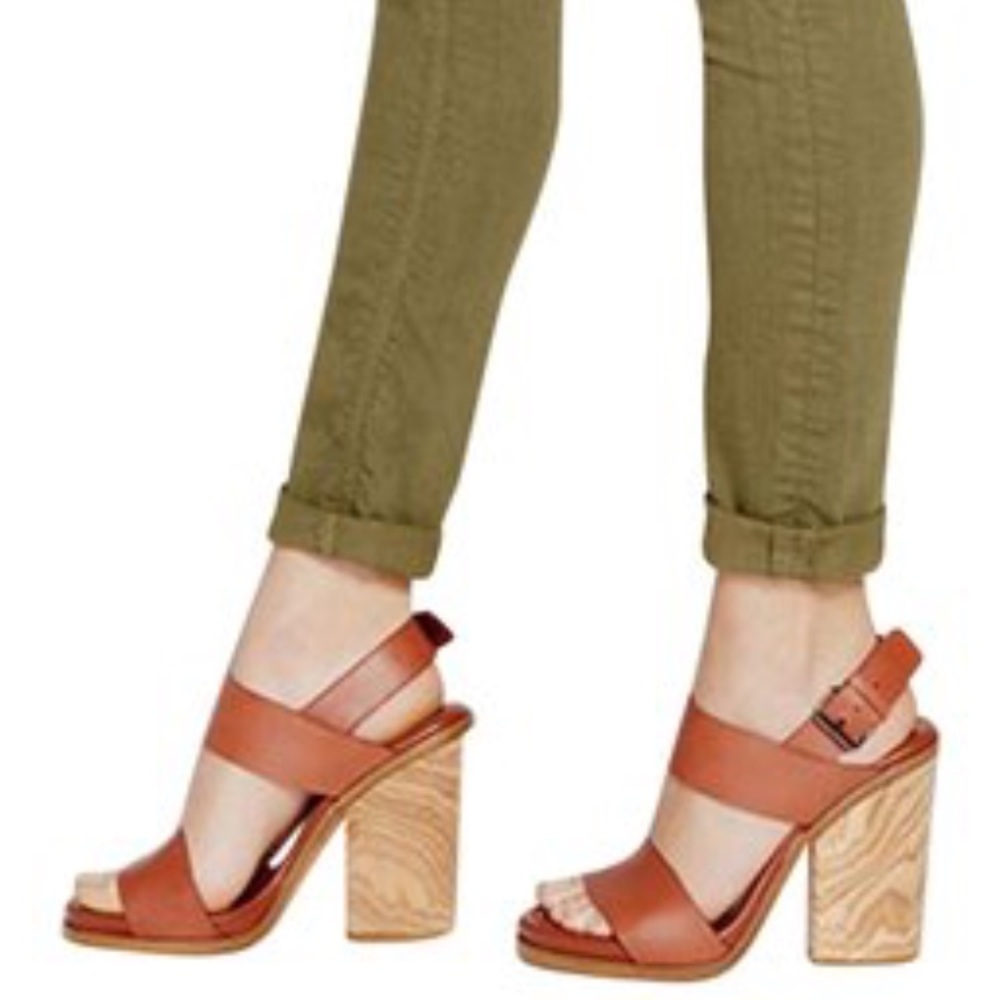 Vince Haley Sandals